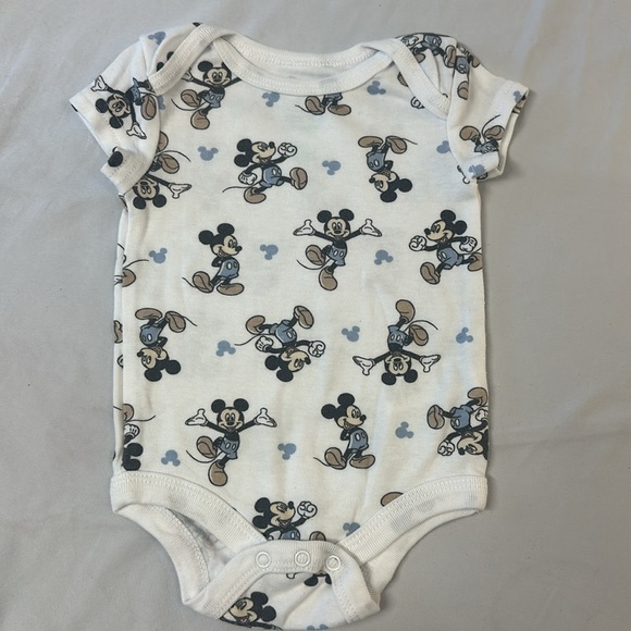 Disney - Mickey Mouse - 2 piece newborn outfit/set. Size 0-3 months - Picture 2 of 7